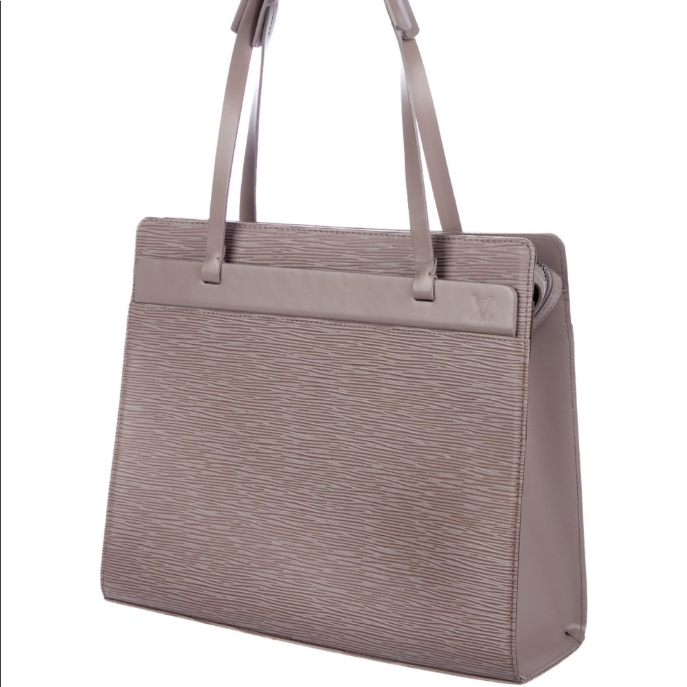 Lilac Epi leather Louis Vuitton Croisette PM purse